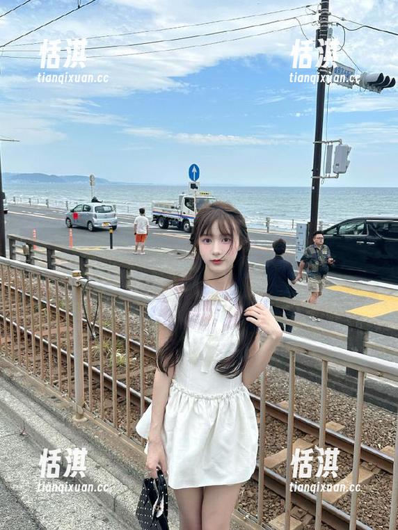 Kuuko W 每一帧都是故事:Kuuko W的全套婚纱写真的魅力展示